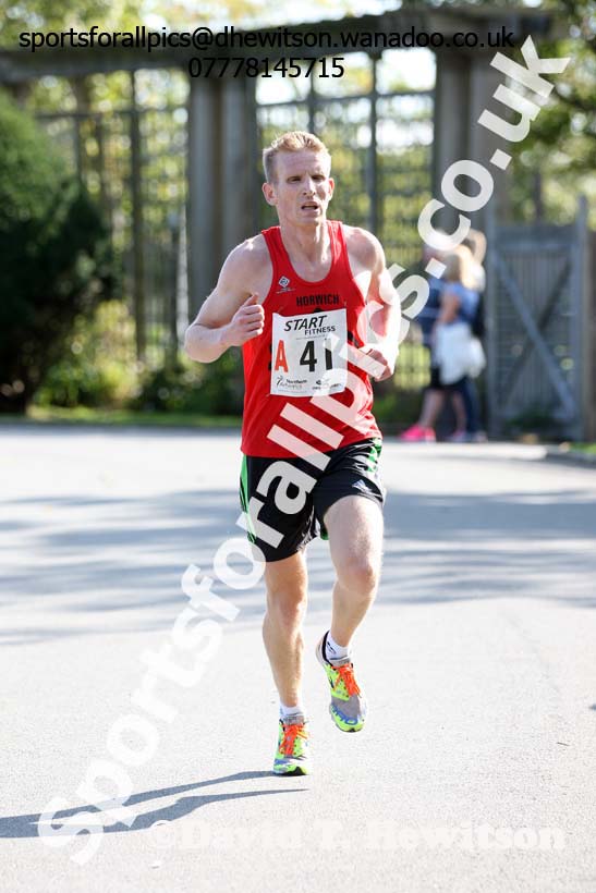 Senior men, Northern Road Relays, Blackpool. Photo: David T. Hewitson/Sports for All Pics